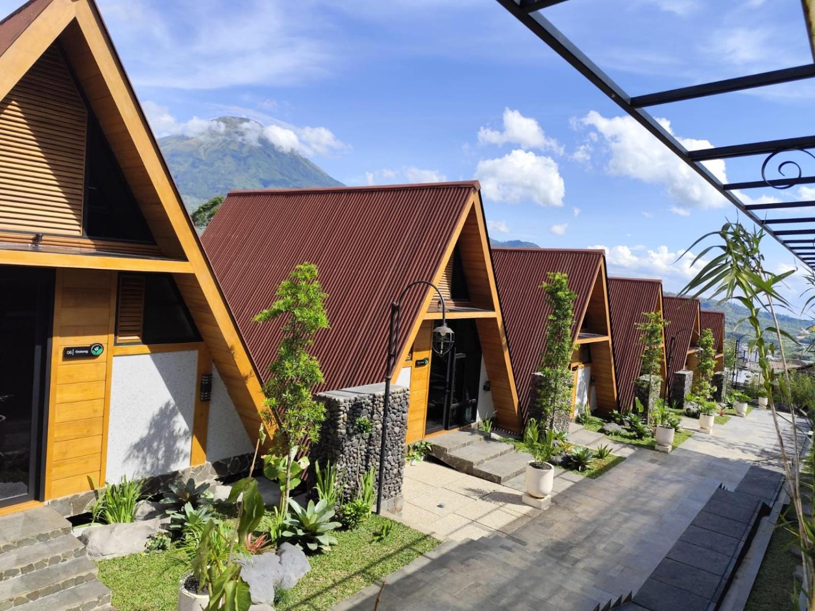 Panama Resort Wonosobo Exterior photo